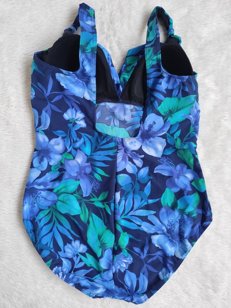 (2XL-3XL) Miraclesuit Plus Size Swimsuit (Category: Bikinis & Swimsuits) located in Paranaque City. Submitted by tanz2014 (Listing ID 1455882869, Image 2). Description: 🥀𝐏𝐋𝐔𝐒 𝐒𝐈𝐙𝐄 𝐌𝐄𝐑𝐌𝐀𝐈𝐃🥀 🌻Like New🌻 ✨Brand: MIRACLESUIT ➡️Built in Pad 🌼Size: (18W) 2XL-3XL 💸Mine: P380 🅑🅐🅢🅘🅒 🅡🅤🅛🅔🅢 ⚡️𝚂𝚎𝚝𝚝𝚕𝚎 𝚢𝚘𝚞𝚛 𝚙𝚊𝚢𝚖𝚎𝚗𝚝 𝚘𝚗 𝚝𝚒𝚖𝚎 ⚡️𝙽𝚘 𝚁𝚎𝚝𝚞𝚛𝚗, 𝙽𝚘 𝙴𝚡𝚌𝚑𝚊𝚗𝚐𝚎. ⚡𝙽𝚘 𝙲𝚊𝚗𝚌𝚎𝚕𝚕𝚊𝚝𝚒𝚘𝚗 𝚘𝚏 𝙾𝚛𝚍