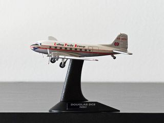 （分類：）位於 。 由 hkairways 提交（商品編號 1455950286，圖片 1）。簡介： 。