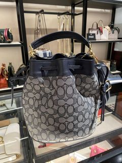 （分類：）位於 。 由 chericekan 提交（商品編號 1455963019，圖片 1）。簡介： 。