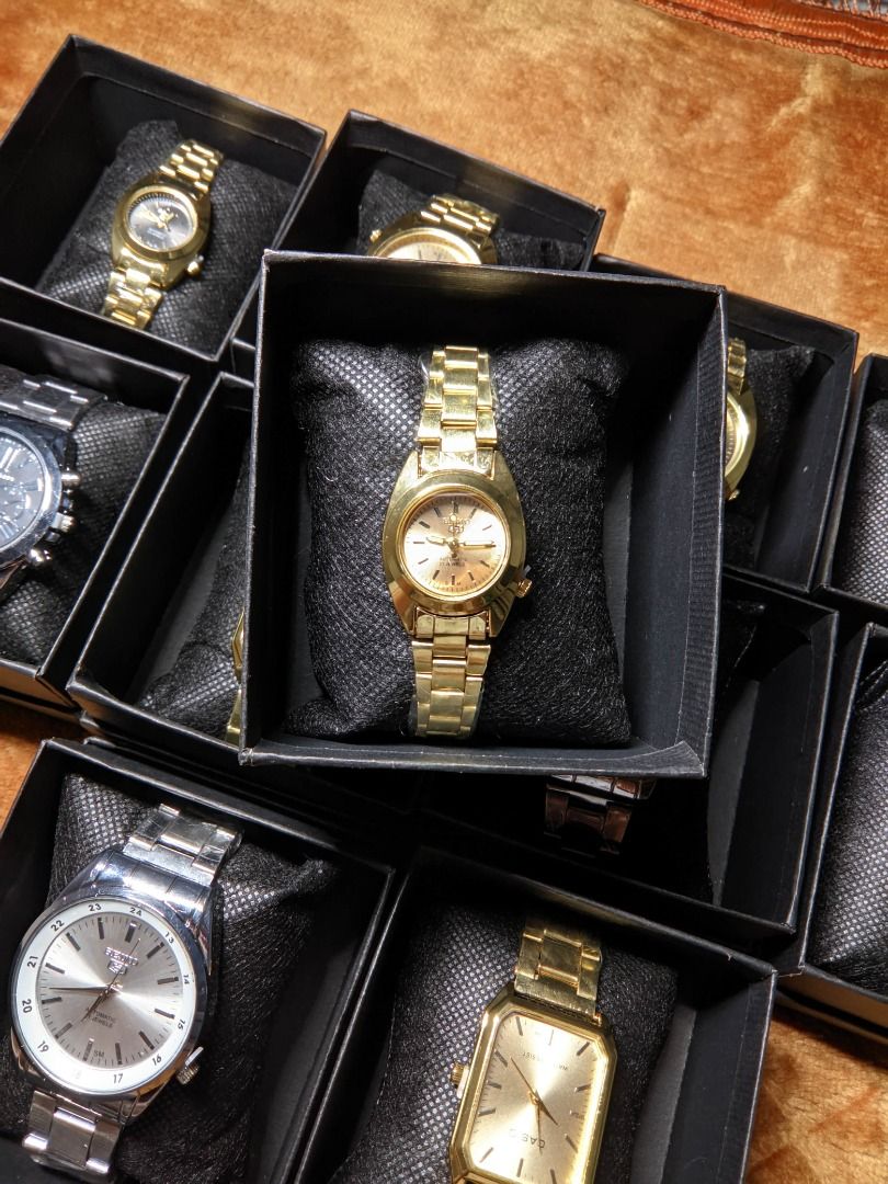 AFFORDABLE WATCHES CLASS A NON TARNISHED (Category: Luxury Watches) located in Manila. Submitted by meccael123 (Listing ID 1455968810, Image 3). Description: NEW STOCKS ‼️ ONHAND ‼️‼️ AFFORDABLE WATCHES PWEDE PANG GIFTS CASIO / SEIKO WATCH⌚ WHOLESALE AND RETAIL 📌 WITH BOX 📌 NON - TARNISH OPEN FOR VIA LALAMOVE PAYMENT METHOD - GCASH DM📩📩📩.