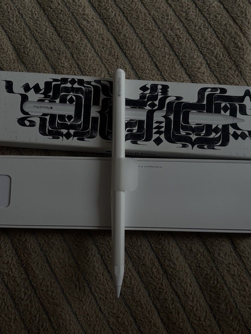 Apple Pencil Pro (Category: Other Gadgets) located in Manila. Submitted by yowna3112 (Listing ID 1455923315, Image 1). Description: -Original Apple Pencil Pro -unused and still sealed— bought a while back but got the wrong version, so it was never used -Complete with original box -Clean and in excellent condition -Perfect for iPad Pro / iPad Air models compatible with Apple Pencil Pro • ₱7,800 negotiable for sure buyers Location taft Ave RFS: Wro