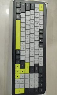 （分類：）位於 。 由 a12022 提交（商品編號 1456009558，圖片 1）。簡介： 。