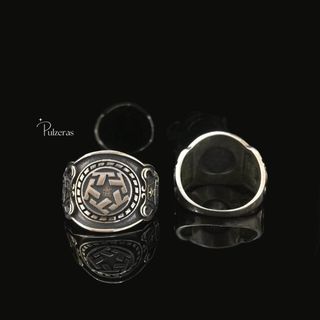 (Category: ) located in . Submitted by pulzerasjewelry (Listing ID 1455952564, Image 1). Description: .