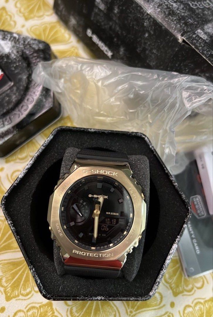 ‼️ Super Sale Authentic Gshock (Category: Men's Watches) located in Las Pinas. Submitted by gaeley (Listing ID 1455876494, Image 2). Description: good as new sinukat lang RFS gift ko sa hubby ko di nya type 😂 bought for 16,080.