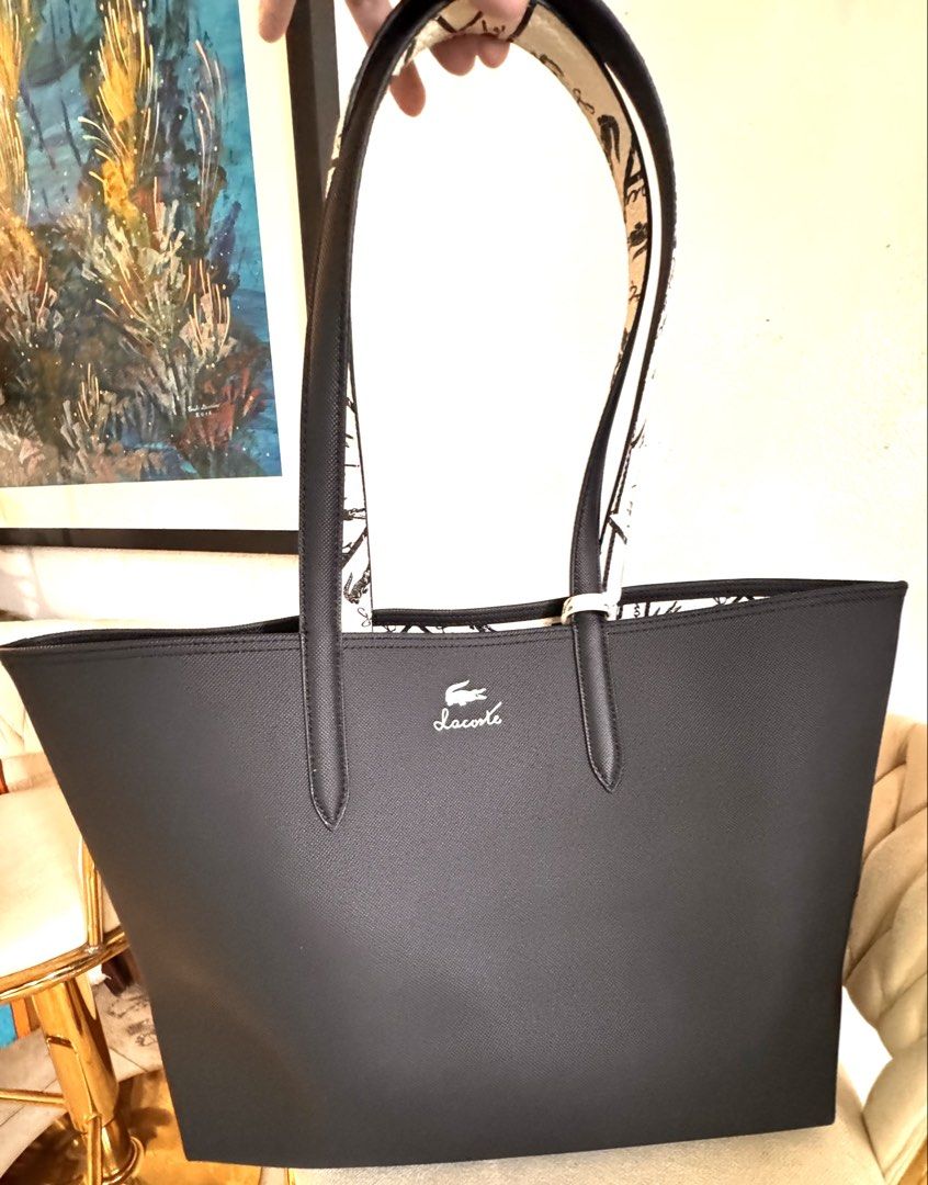 Authentic Lacoste Tote Bag Reversible (Category: Luxury Bags & Wallets) located in Quezon City. Submitted by jmako (Listing ID 1455857259, Image 3). Description: With tags .