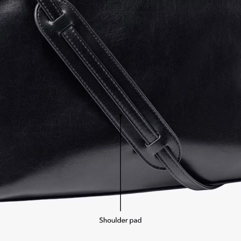 AZTRID Easy Tote Bag (Category: Shoulder Bags) located in Marikina City. Submitted by awgehil (Listing ID 1456026766, Image 3). Description: rfs: i personally prefer zipper closures over magnetic closures, which i later realized after using this bag. i bought this from their physical store at its original price on july 31, 2026, and have used it only thrice since then. please note that this doesn’t come with its box since i already disposed of it