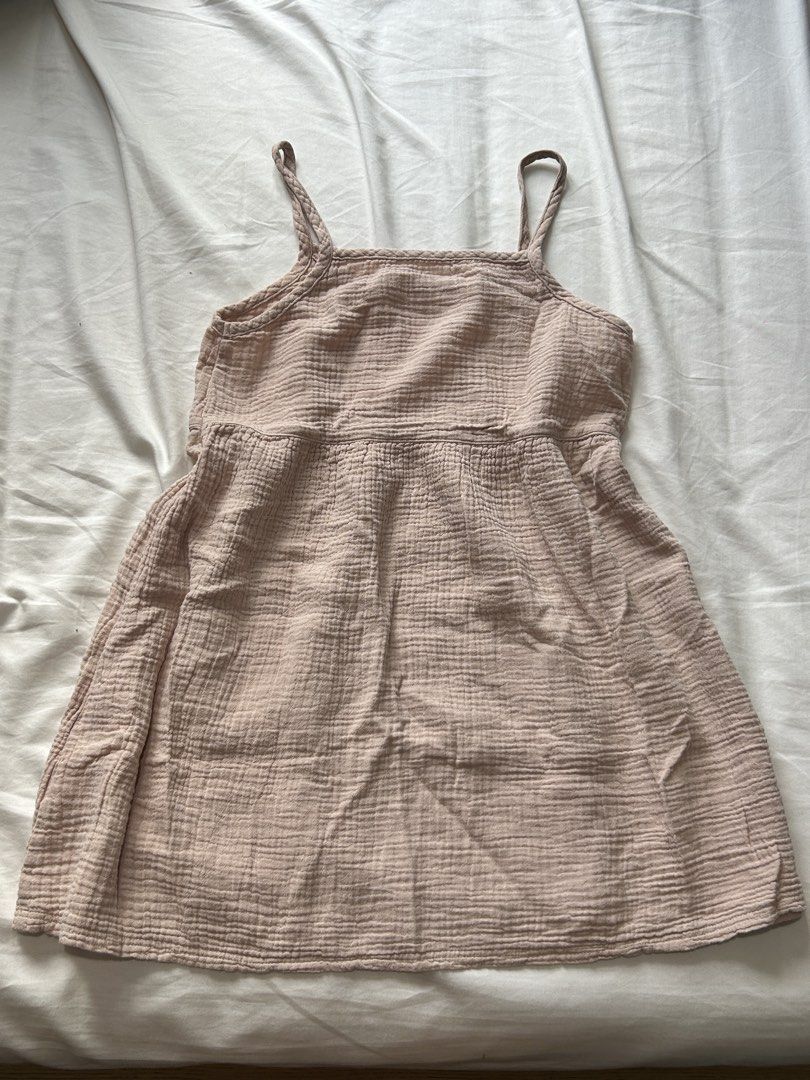Beige Mini Dress (Category: Dresses) located in Cebu City. Submitted by wednesday_wear (Listing ID 1455938012, Image 1). Description: - beige mini dress - perfect for beach cover up - for kids but can fit xs adults .