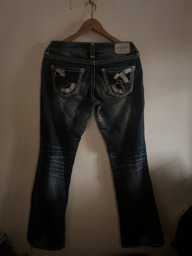 Big Star Vintage Collection Jeans - Distressed Bootcut (Category: Jeans) located in Caloocan City. Submitted by Tulokss (Listing ID 1455936774, Image 3). Description: - Vintage Big Star Jeans - Dark Wash Denim - Distressed Detailing (back pockets & knees) - Bootcut Style - White Contrast Stitching - Unique Embroidered Back Pocket Design - Ideal for Casual Wear.