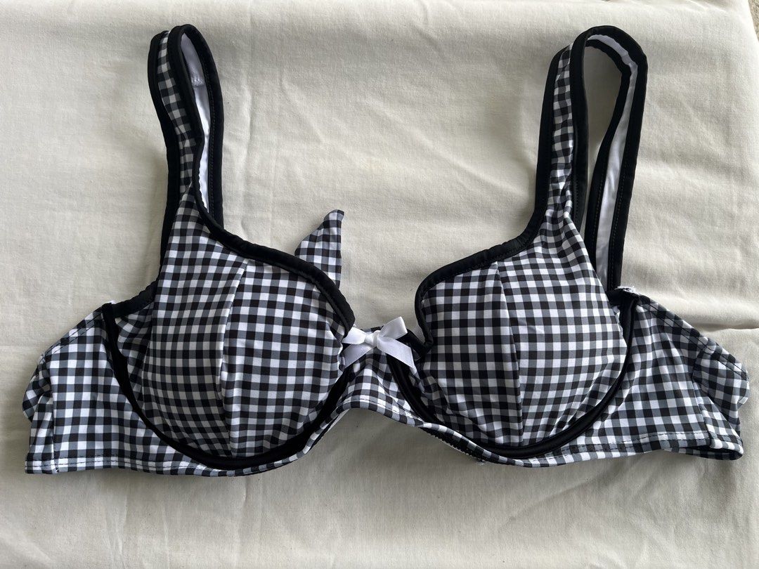 Black and White Gingham Bikini Set (Category: Bikinis & Swimsuits) located in Bacolor. Submitted by declutteryin (Listing ID 1455889105, Image 2). Description: brand new but washed with removable pads L on tag.