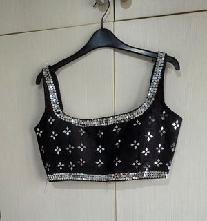 (Category: ) located in . Submitted by dressforless70 (Listing ID 1455937374, Image 1). Description: .