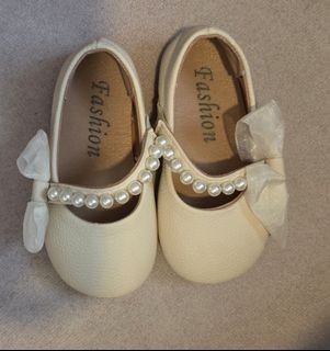 (Category: ) located in . Submitted by nevershop (Listing ID 1455940370, Image 1). Description: .