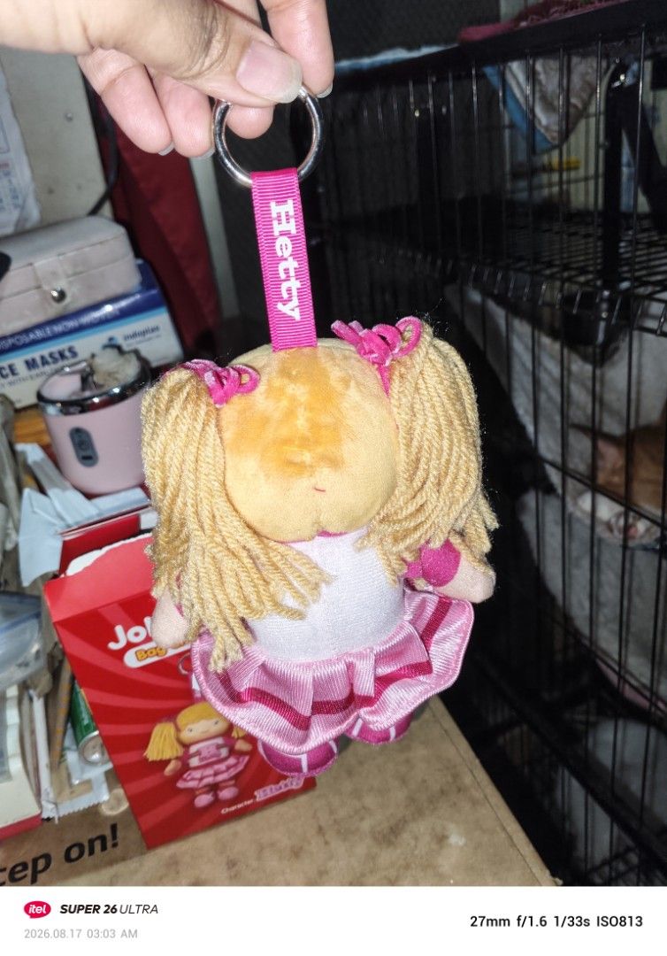 BRAND NEW JOLLIBEE BAG CHARM HETTY (Category: Character Goods) located in Caloocan City. Submitted by loisxlane (Listing ID 1456047548, Image 3). Description: authentic brand new just opened to check item still with its original foil and box price is fixed pymt First via Bdo online or maribank for shipping only @ buyer's expense.