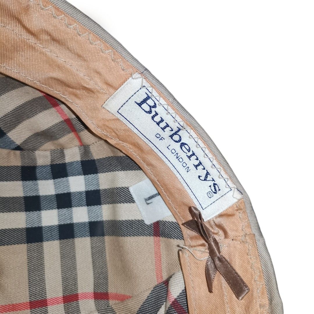 Burberry Classic Beret Hat (Light Brown, Large) (Category: Luxury Accessories) located in General Mariano Alvarez. Submitted by hundred_lives (Listing ID 1456020773, Image 3). Description: Burberry Classic Beret Hat (Light Brown, Large) Authentic Original Good Condition Vintage Piece ‼️***Or Best Offer Wins***‼️ ‼️***Split Or As Pack***‼️ ‼️***Negotiable All Items***‼️ Tags: burberry fendi mcm givenchy yohji yamamoto rick owens prada dolce & gabb