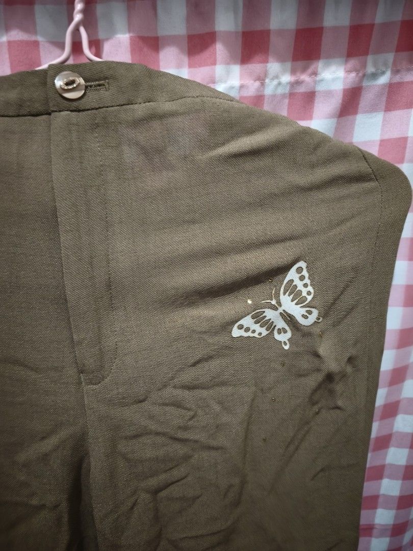 Butterfly Y2K sheer pants (Category: Jeans) located in Manila. Submitted by letthingsgo_ (Listing ID 1456054085, Image 2). Description: You can get this for free whe you but anything from my listing Medyo sheer siya when worn I don't have exact measurements but small to semi- medium.