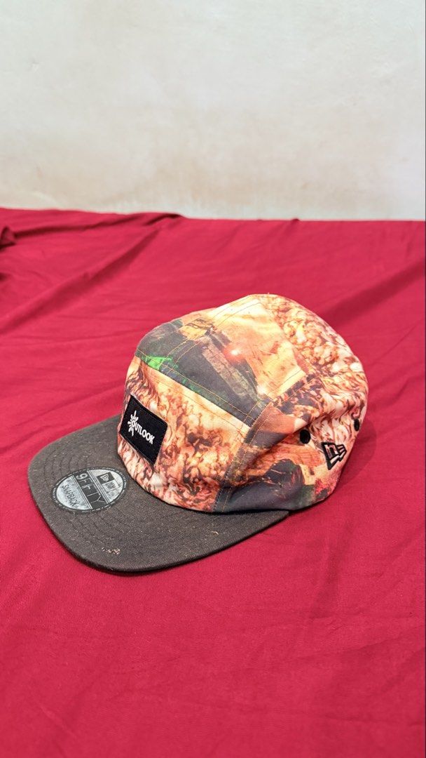 cap (Category: Cap & Hats) located in Kuala Lumpur. Submitted by cakioq (Listing ID 1455985750, Image 3). Description: ingin let go topi sebab dah tak pakai new era camo - 120 (new tak pernah pakai) new era new york - 25 new era 5 panel orange - 25 undefeated 5 panel - 25.