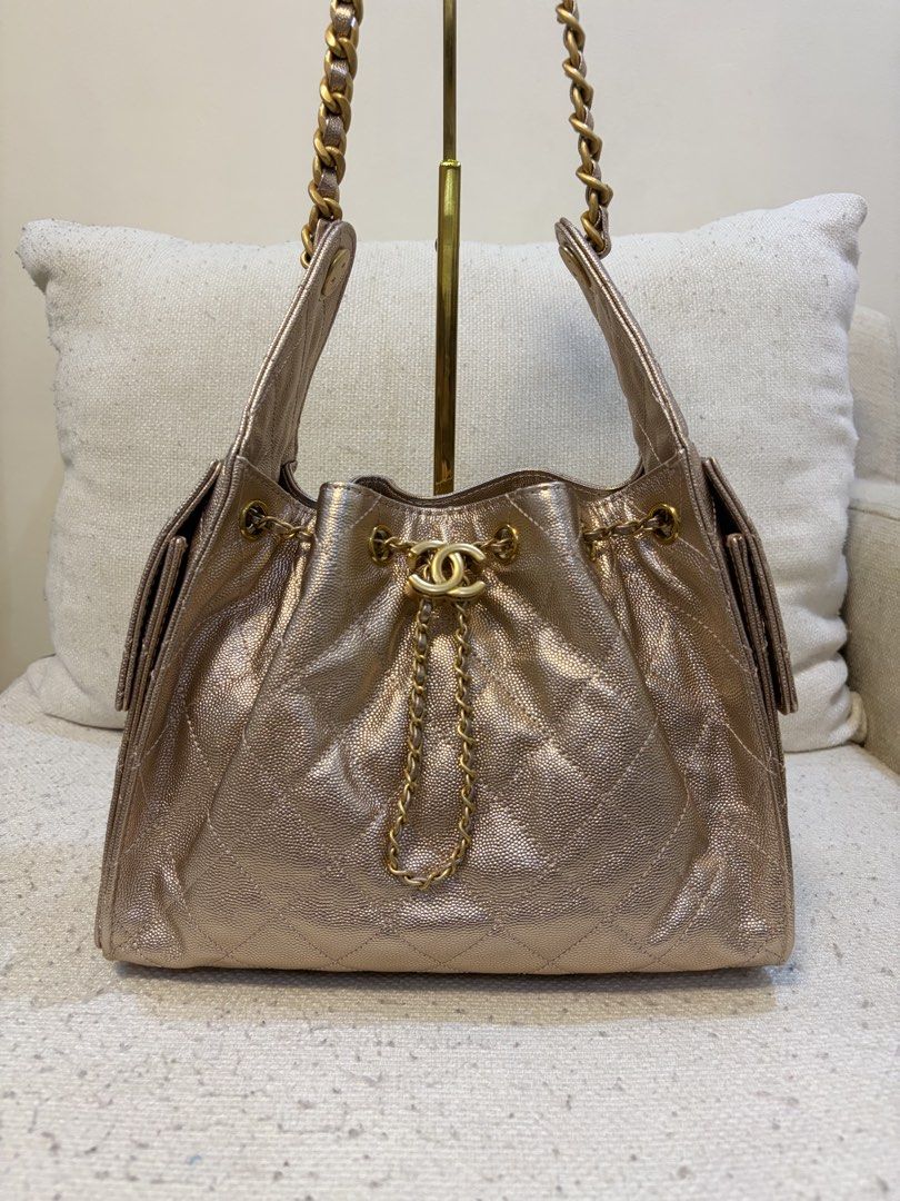 Chanel 25 Rose Gold (Category: Luxury Bags & Wallets) located in Quezon City. Submitted by kingwolf824 (Listing ID 1455990013, Image 1). Description: Flash sale today only! Last price posted wala ng tatawad! Chanel 25 rose gold, very chic color perfect for events. Coded, comes with white box and dustbag. No returns, No exchange, No refunds .
