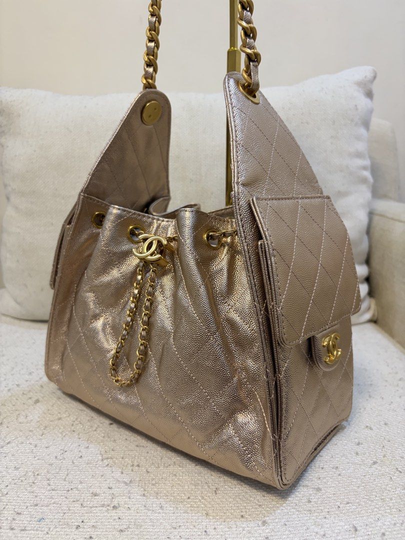 Chanel 25 Rose Gold (Category: Luxury Bags & Wallets) located in Quezon City. Submitted by kingwolf824 (Listing ID 1455990013, Image 2). Description: Flash sale today only! Last price posted wala ng tatawad! Chanel 25 rose gold, very chic color perfect for events. Coded, comes with white box and dustbag. No returns, No exchange, No refunds .