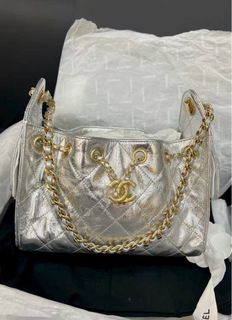 (Category: ) located in . Submitted by chicluxury (Listing ID 1455919534, Image 1). Description: .