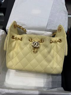 (Category: ) located in . Submitted by chicluxury (Listing ID 1455916019, Image 1). Description: .