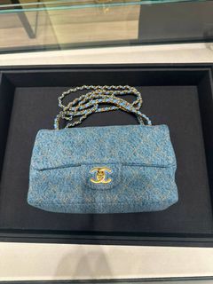 (Category: ) located in . Submitted by chicluxury (Listing ID 1455915603, Image 1). Description: .