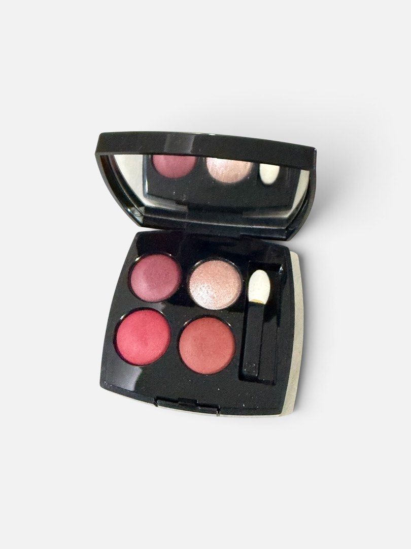 CHANEL Quad Eyeshadow (Category: Makeup) located in Davao. Submitted by gr8stmom_melissa (Listing ID 1455963344, Image 1). Description: Shade: 364 candeur et seduction Like new condition… Regular Price: ₱4500-₱5500.