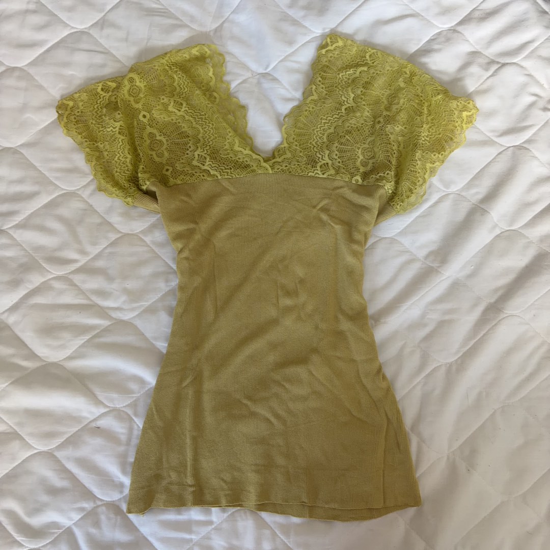 [SOLD] Chartreuse Olive Honey Sheer Lace Fairycore Flutter Sleeve ...