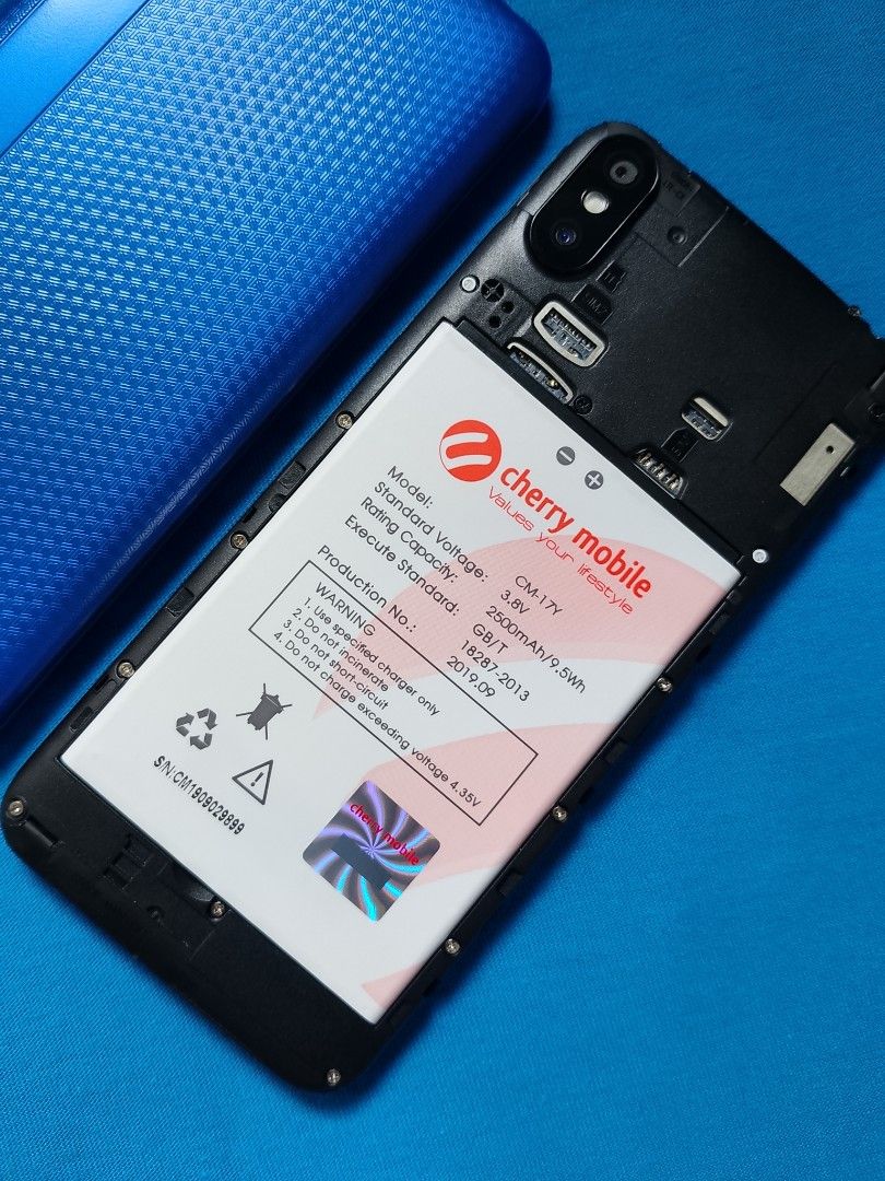 Cherry Mobile S10 lite - Android Smartphones (Blue) (Category: Android Others) located in Abucay. Submitted by francisbuenopantaleon (Listing ID 1455880515, Image 3). Description: Cherry Moblie Aqua S10 lite Android Smartphones (Good as new with box /Original Charger ) removable battery 5.7 HD+Trueview Teardrop Display Android 9 Pie Dual rear Camera 2500mAh Battery Octa core 2.0 GHz Dual SIM card LTE Support Wlan 802.11 b/g/n Micro SD up to 128GB