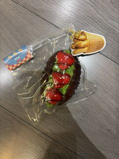 （分類：）位於 。 由 hazelnut720 提交（商品編號 1455962614，圖片 1）。簡介： 。
