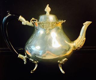 (Category: ) located in . Submitted by emporium.antiquities (Listing ID 1455910880, Image 1). Description: .