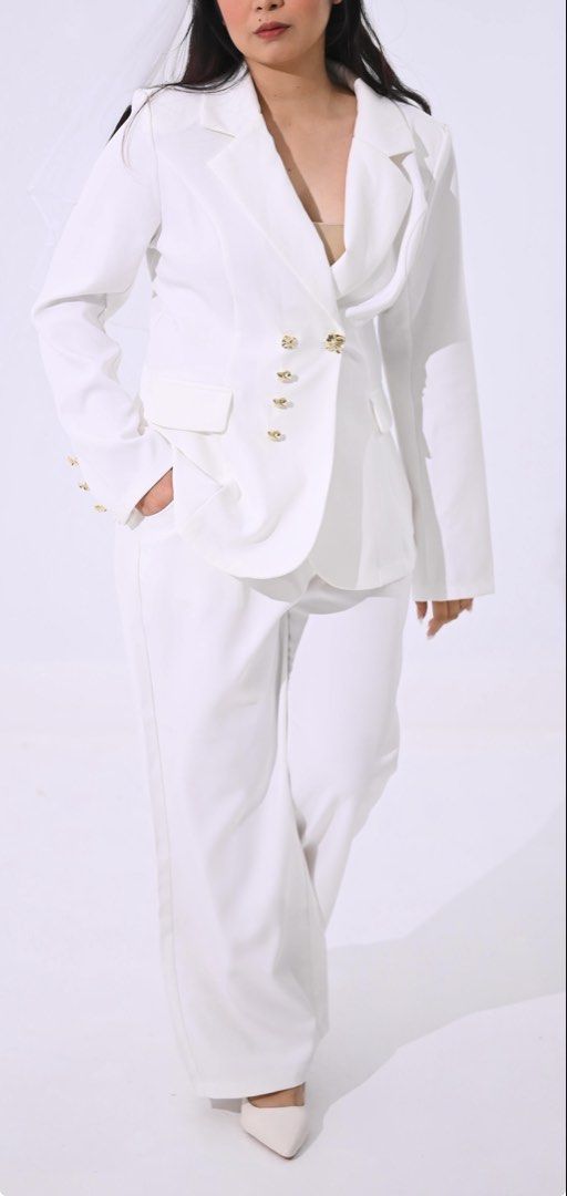 Civil Wedding Coords (Category: Sets or Coordinates) located in Cavite. Submitted by mommyrizza0417 (Listing ID 1456022757, Image 2). Description: Bridal coat and pants Used once For prenup or civil wedding Size Large Height 5’4” Waist 30-32” With free veil and corsage for groom coat Deliver via lalamove or jnt shoulder by buyer Meet up Carmona Cavite/Sta Rosa Laguna.