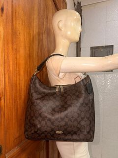 (Category: ) located in . Submitted by lilowearph (Listing ID 1456051426, Image 1). Description: .