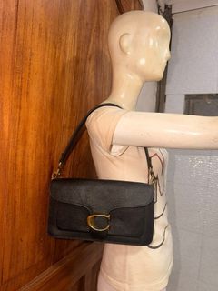 (Category: ) located in . Submitted by lilowearph (Listing ID 1456051257, Image 1). Description: .