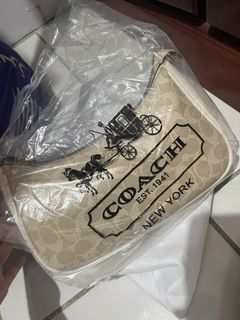 (Category: ) located in . Submitted by _shopwithz (Listing ID 1455960666, Image 1). Description: .