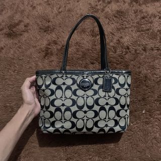 (Kategori: ) berada di . Dikirim oleh prelovedpuspaaa (ID iklan 1455922070, Gambar 1). Deskripsi: .