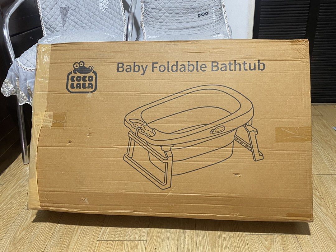 COCO LALA Baby Foldable Bathtub (Category: Bathtub & Bath Accessories) located in Makati City. Submitted by krishddomingo (Listing ID 1455866237, Image 1). Description: BRAND NEW COCO LALA Baby Foldable Bathtub - Ideal for enjoyable bath times - Folds for easy storage when not in use - Sturdy and safe design for your baby -Mall price P3,500 selling for P1,500 only 📍Lancaster, Cavite .