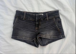 (Category: ) located in . Submitted by lynnvrs (Listing ID 1456010414, Image 1). Description: .
