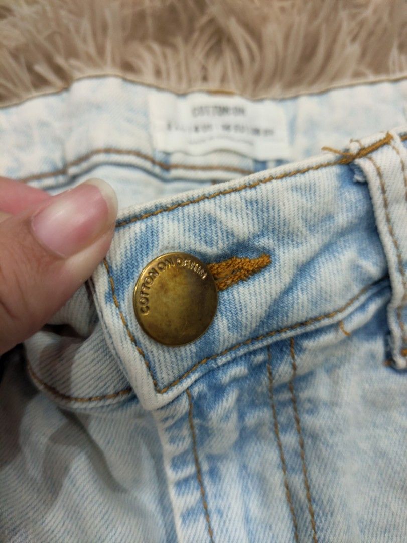 Cotton On Denim Mid Rise Shorts (Category: Shorts) located in Manila. Submitted by shellys_collection (Listing ID 1455870544, Image 3). Description: Quality Rate: 9/10 Color Rate: 9/10 Authentic/Original Issue: minimal stain at the back pocket DIMES: 13.5 W x 12L.