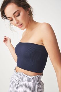(Category: ) located in . Submitted by prettzbuys (Listing ID 1455929072, Image 1). Description: .