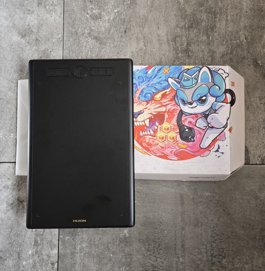 Creative Tablet (Category: Others) located in Singapore. Submitted by msminimal (Listing ID 1456013430, Image 2). Description: .