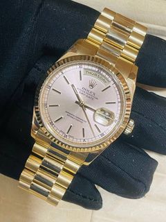 (Category: ) located in . Submitted by randombuys168 (Listing ID 1454950852, Image 1). Description: .