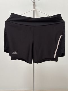 (Category: ) located in . Submitted by closet123 (Listing ID 1455929857, Image 1). Description: .