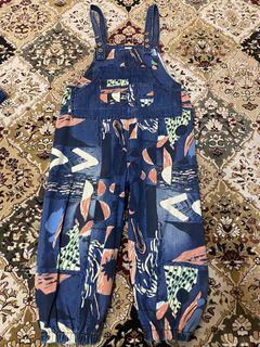 (Category: ) located in . Submitted by sarastylecollection (Listing ID 1455945845, Image 1). Description: .