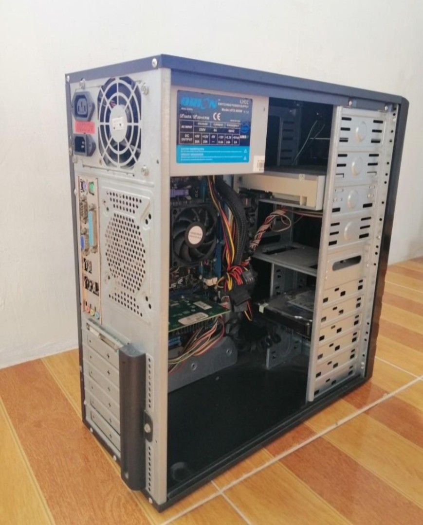 Desktop CPU with free Samsung LCD (Category: Desktops) located in Manila. Submitted by iamnikkac (Listing ID 1455998776, Image 2). Description: see specs attached.