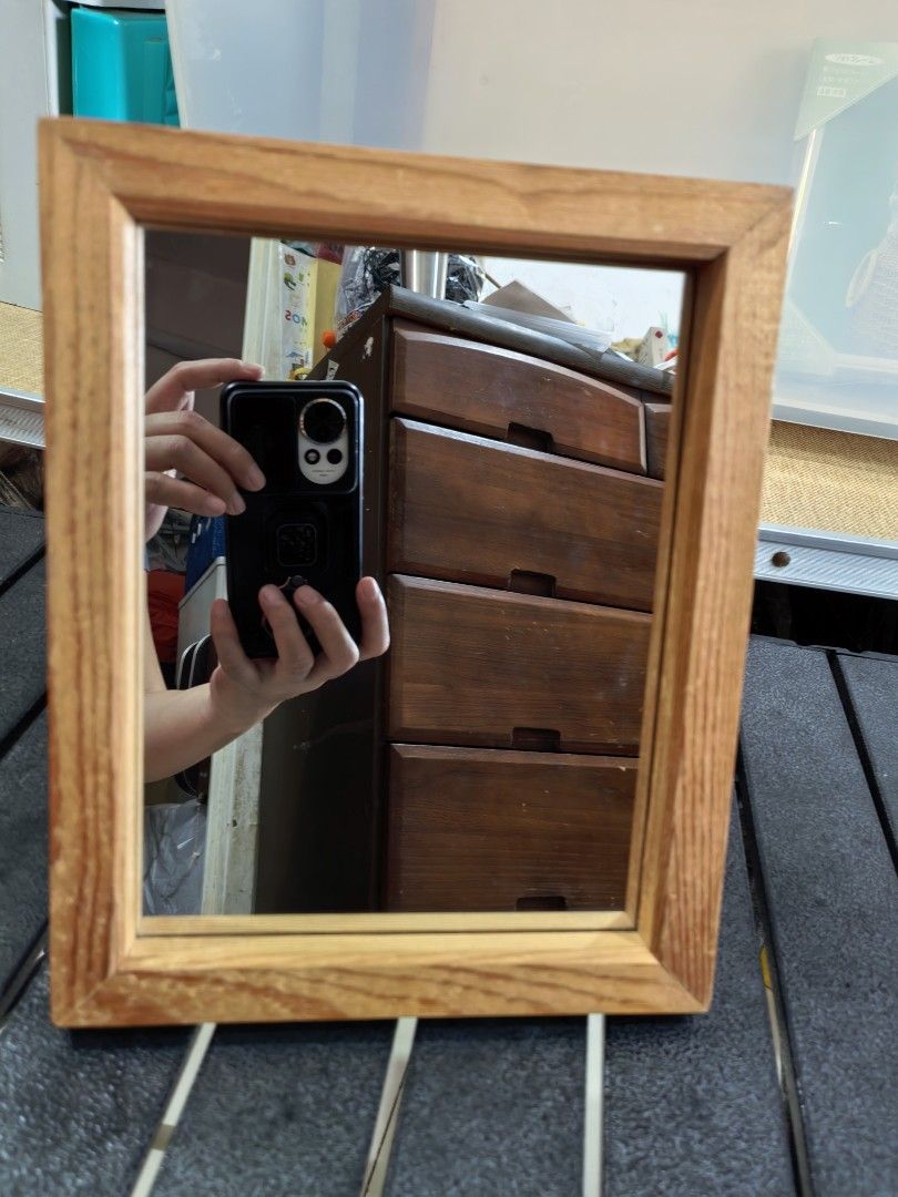 Desktop Vanity Makeup Mirror (Category: Mirrors) located in Cebu City. Submitted by dudes_villanueva (Listing ID 1455866787, Image 1). Description: Desktop Vanity Makeup Mirror 📌 Enclosed in a light-colored, natural wooden frame. 📌 Features exposed, thick wood grains with mitered joints at the corners, giving it a classic rustic aesthetic. 📌 Place it on a bedroom vanity or dresser to serve as a compact, functional makeup station. Measurement: 