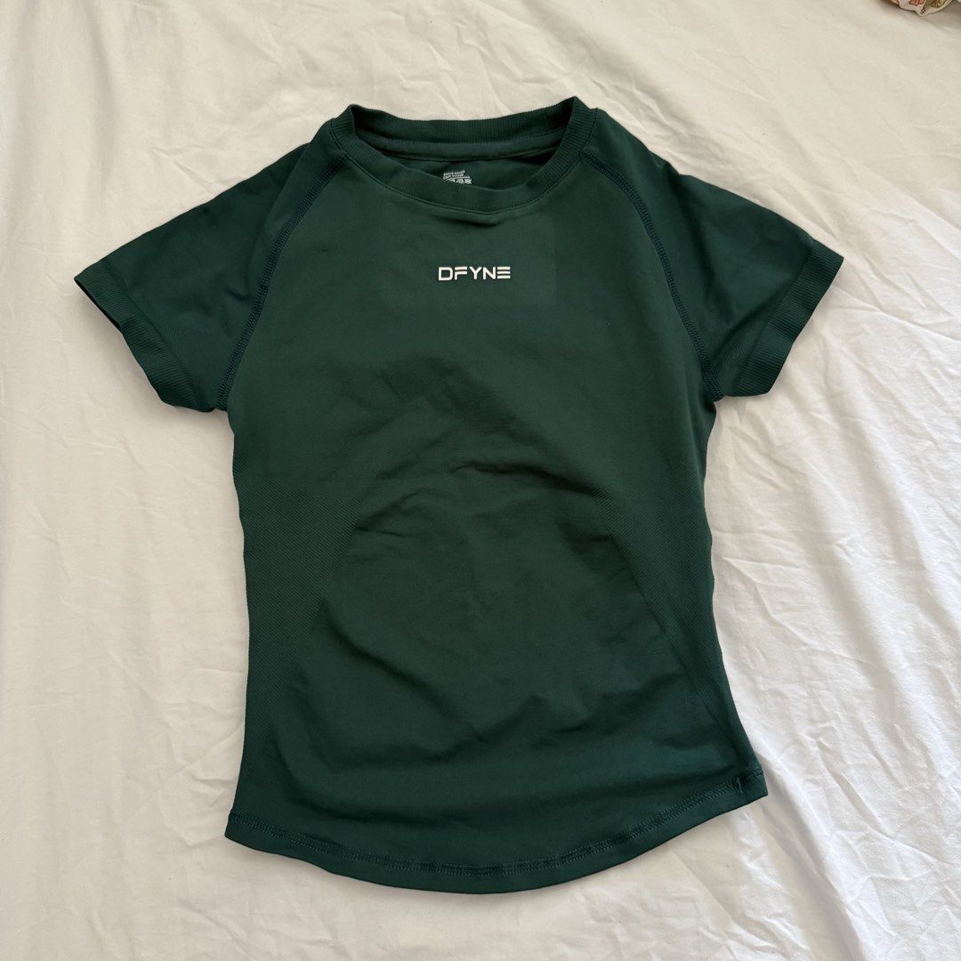 Dfyne Impact Top (Category: Activewear) located in Davao. Submitted by aug_amari (Listing ID 1455878471, Image 1). Description: size Xs/S got this from depop for 2k each no proof of authenticity pls do ur research :) .