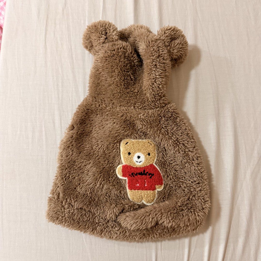 Dog Clothes (Category: Homes & Other Pet Accessories) located in Manila. Submitted by declutterweu (Listing ID 1456009991, Image 2). Description: Dog Clothes.