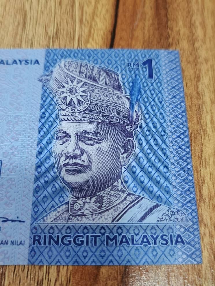 ERROR NOTE Malaysia 1 Ringgit (Category: Currency) located in Singapore. Submitted by vintage_treasures24 (Listing ID 1456010146, Image 3). Description: ERROR NOTE Malaysia 1 Ringgit .