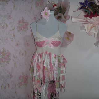 (Category: ) located in . Submitted by syeiacollections (Listing ID 1456012793, Image 1). Description: .