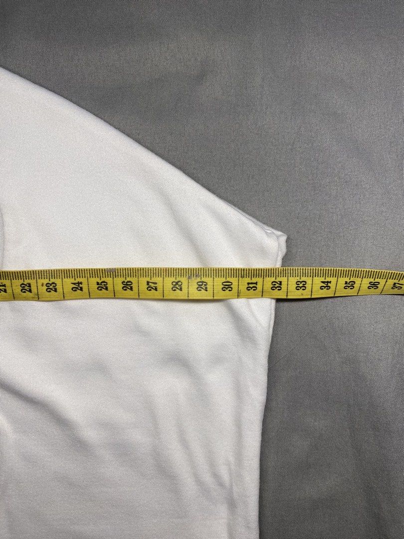 FHILAR Iris One-Shoulder Top (Category: Sleeveless) located in Paranaque City. Submitted by js_485 (Listing ID 1456053074, Image 3). Description: .