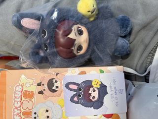 （分類：）位於 。 由 katarinabluu__ 提交（商品編號 1455979850，圖片 1）。簡介： 。